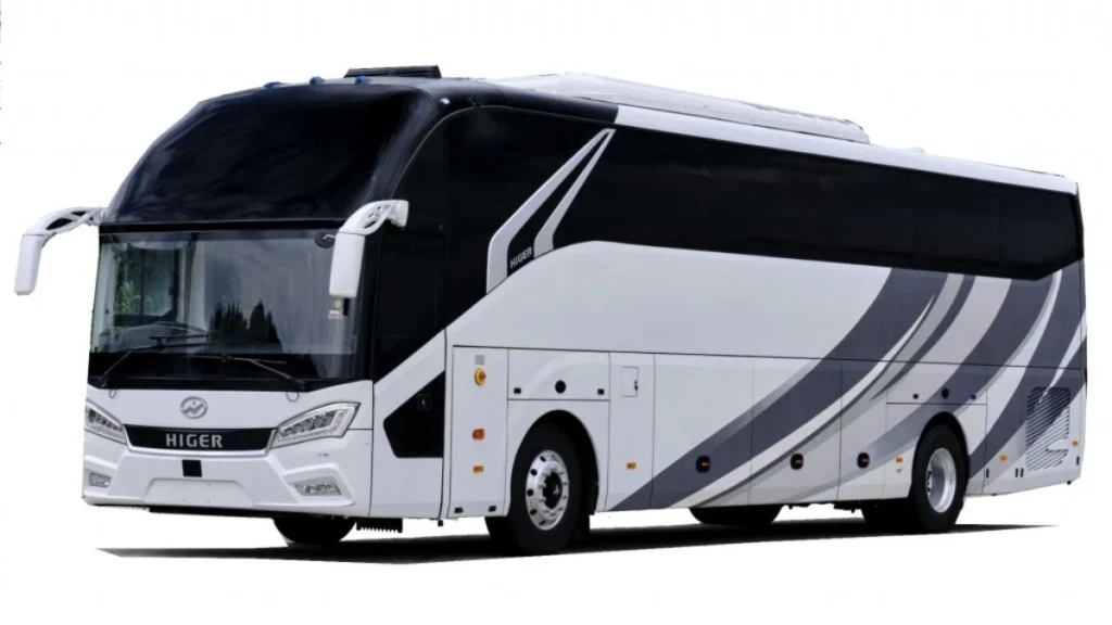 Advantages of Charter Bus Rental for Corporate Travel