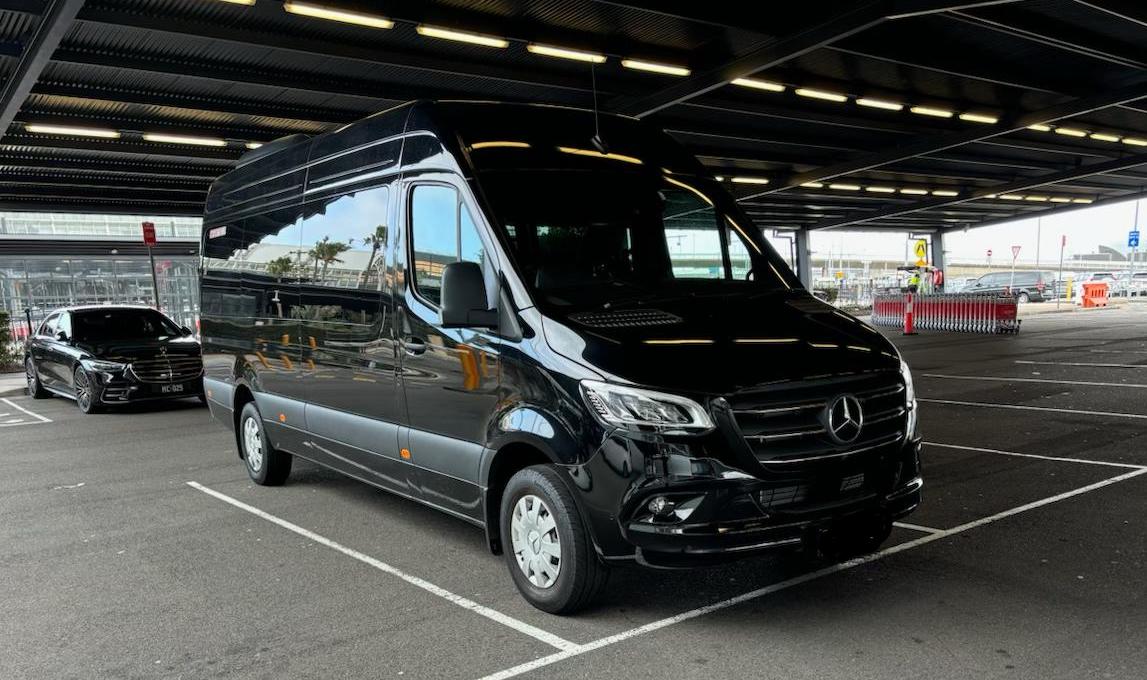 our available 11-14 Seater minibus image