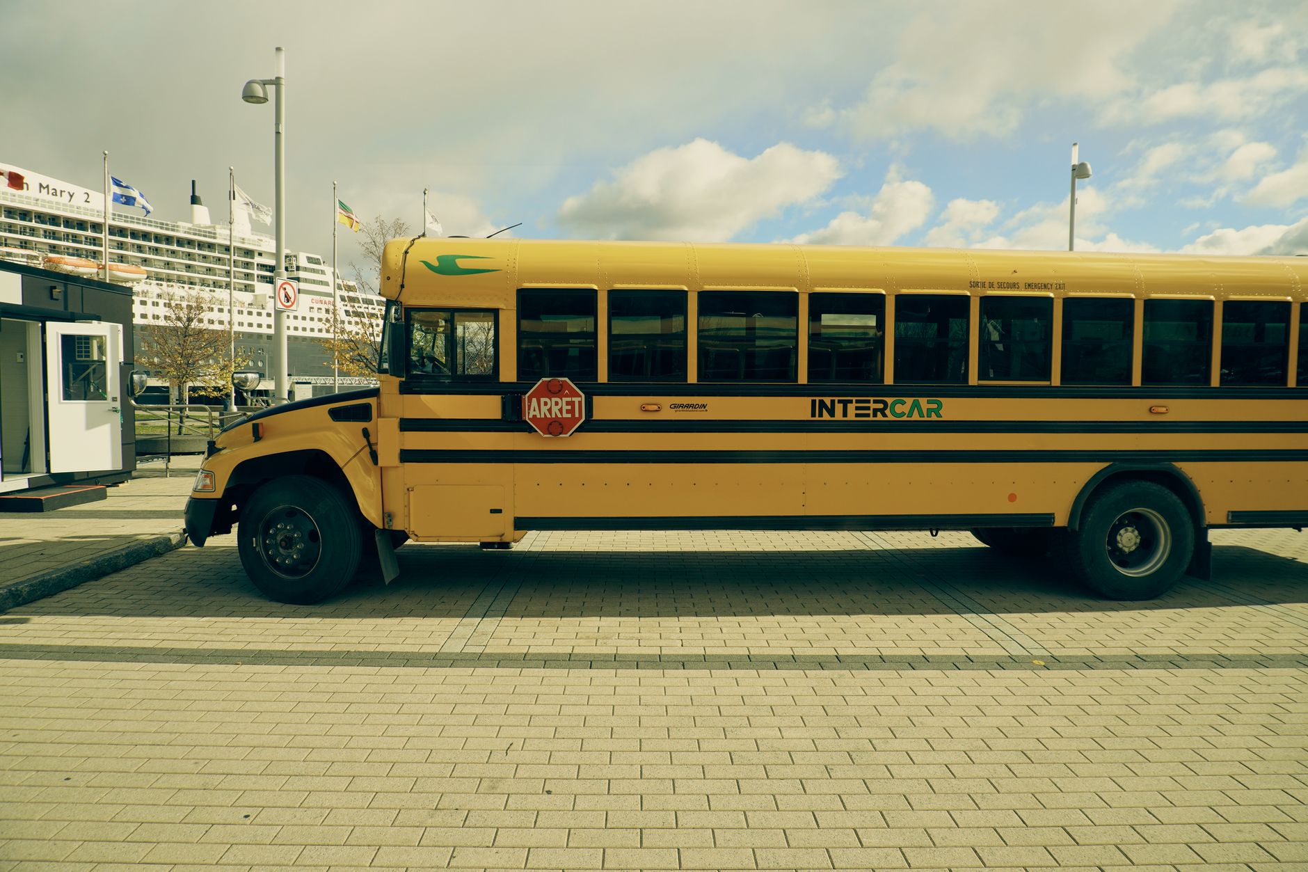 Bus Hire Gold Coast School Excursions 2026 | Foxbus